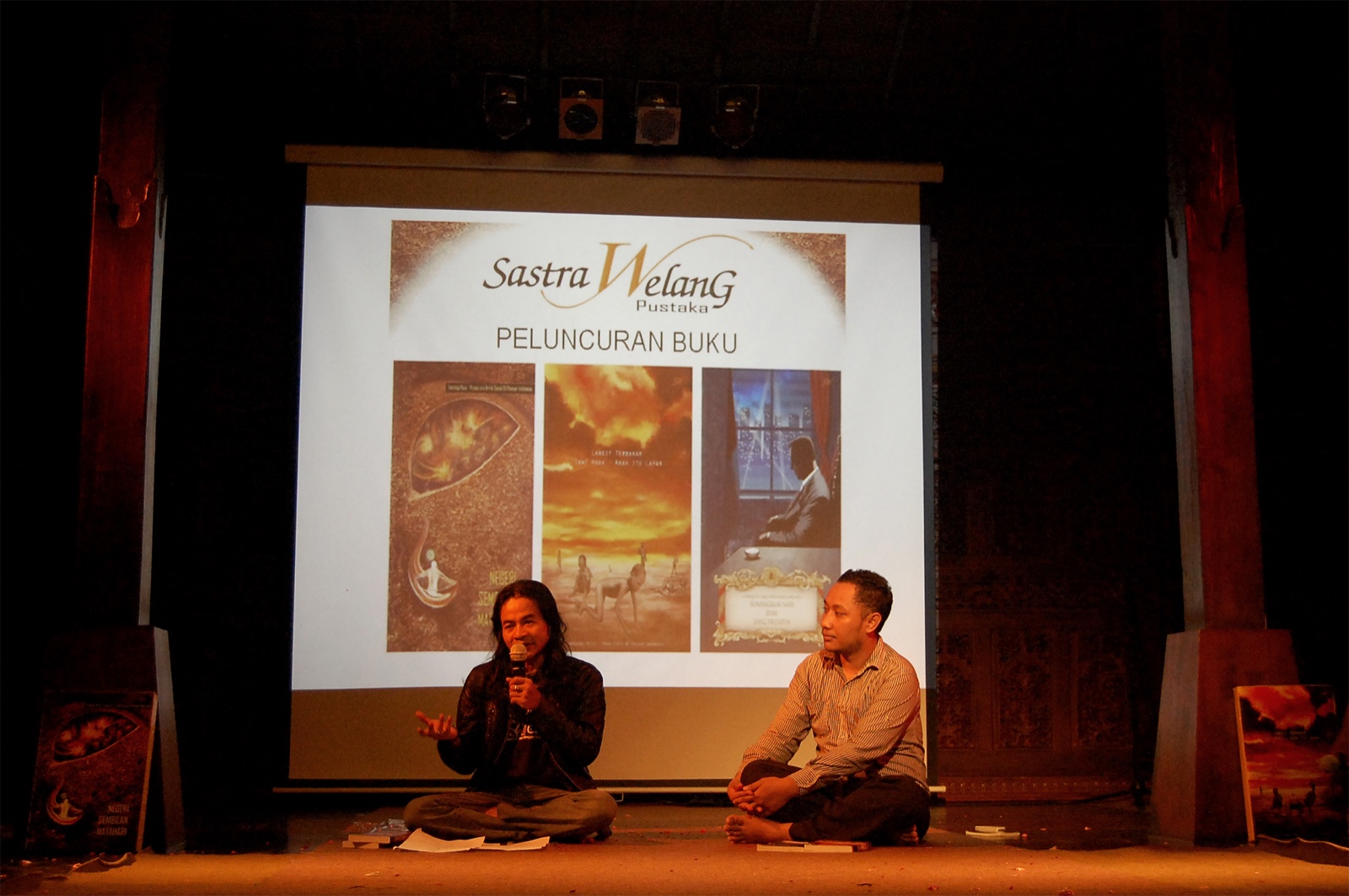 Peluncuran Buku Trilogi Sastra Kritik Sosial – Teater Sastra Welang